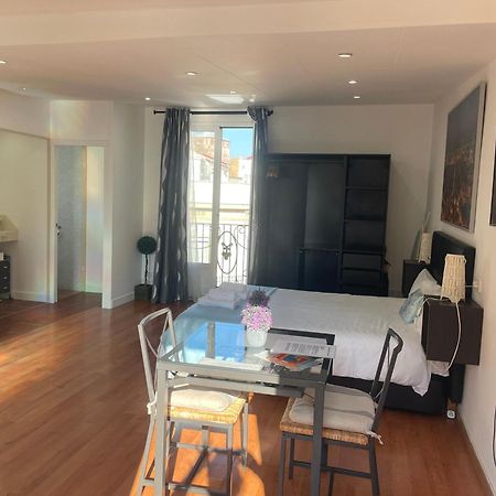 Apartamentos Barcelona - Iberia Buitenkant foto