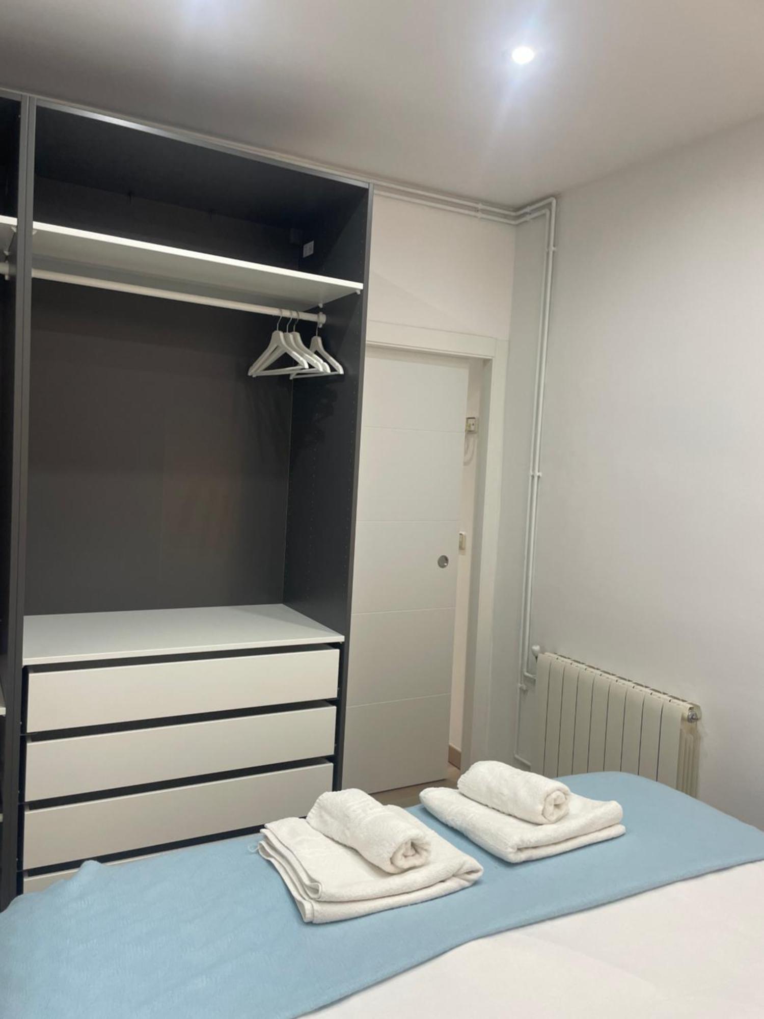 Apartamentos Barcelona - Iberia Buitenkant foto
